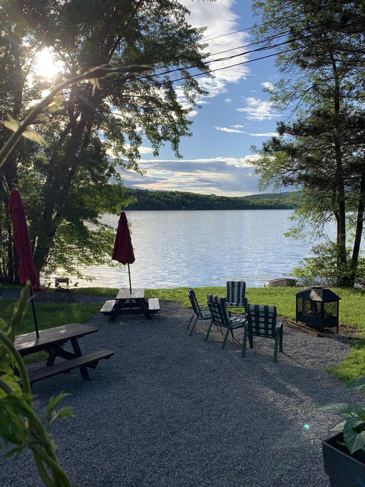 Auberge De Ferme-Neuve Lac-Saint-Paul Εξωτερικό φωτογραφία