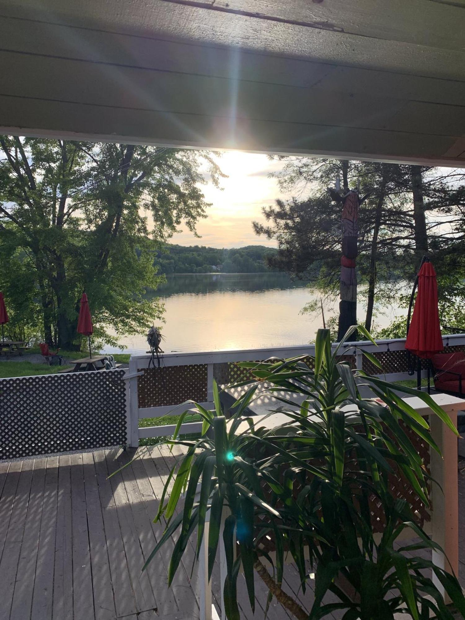 Auberge De Ferme-Neuve Lac-Saint-Paul Εξωτερικό φωτογραφία